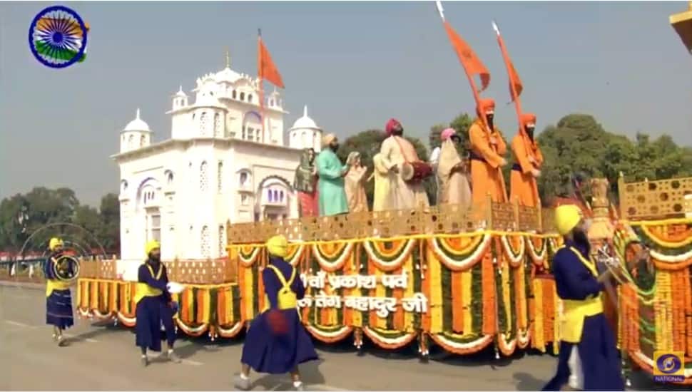 Tableau of Punjab showcases the glory of 9th Sikh Guru, Sri Guru Tegh Bahadur. The tableau has the theme '400th Birth Anniversary of Sri Guru Tegh Bahadur'. (Photo: ANI) 