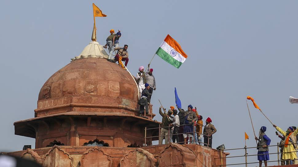 Farmers Protest, Farmers tractor march, Red fort