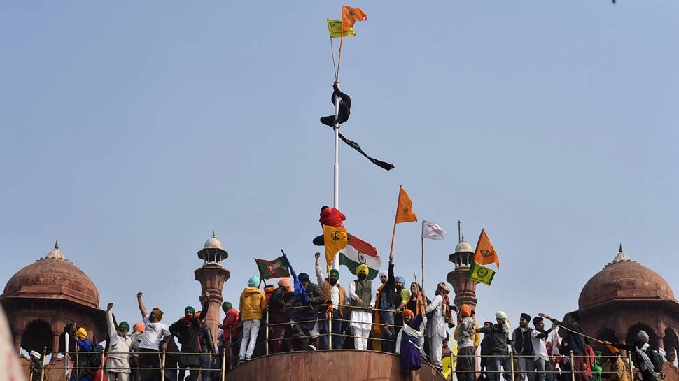 Farmers Protest, Farmers tractor march, Red fort