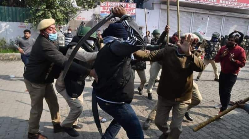 Delhi Police SHO injured in sword attack at Singhu border violence
