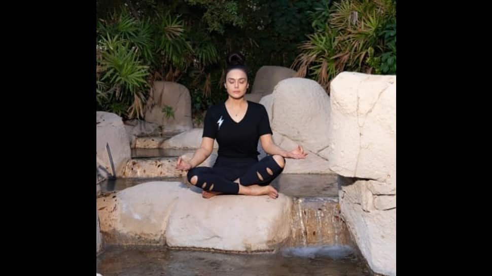 The actress inspires us to meditate