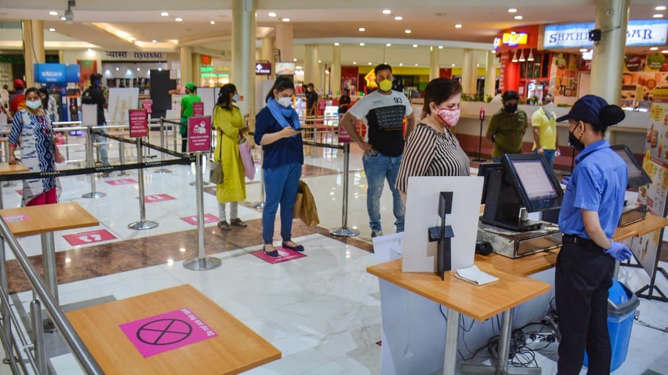 New serosurvey shows 56.13% people in Delhi have antibodies against COVID-19, says Health Minister Satyendar Jain - Vimarsana News