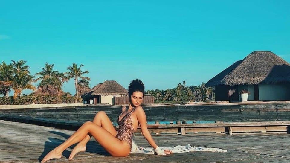 Tara Sutaria monokini