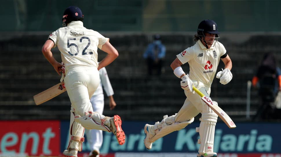 India vs England 1st Test: Visitors sport black armbands to pay tribute to late Captain Tom Moore