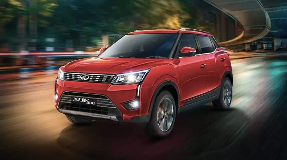 Mahindra launches XUV 300 Petrol with AutoShift AMT- In pics | News | Zee  News