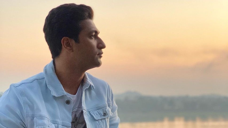 Vicky Kaushal admires sunset on banks of river Narmada