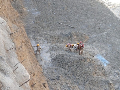 Rescue operation in Uttarakhand after a glacier broke