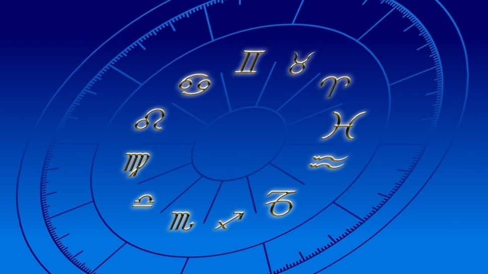 Horoscope for February 9 by Astro Sundeep Kochar: Ariens should stay quiet, Aquarians may get attracted to weird things