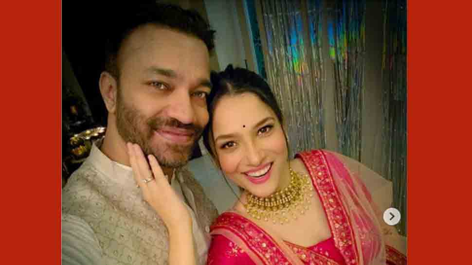 Ankita Lokhande dances to romantic number for beau Vicky Jain as Propose Day surprise, watch video
