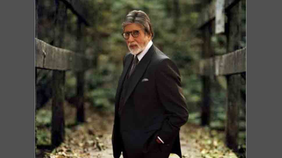 Amitabh Bachchan treats fans with dapper pic of himself, pens lines from father Harivansh Rai Bachchan&#039;s Madhushala