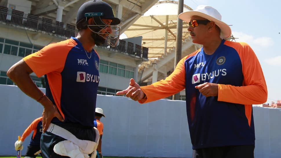 Team India head coach Ravi Shastri speaks to Cheteshwar Pujara during net session in Chennai. (Photo: BCCI)