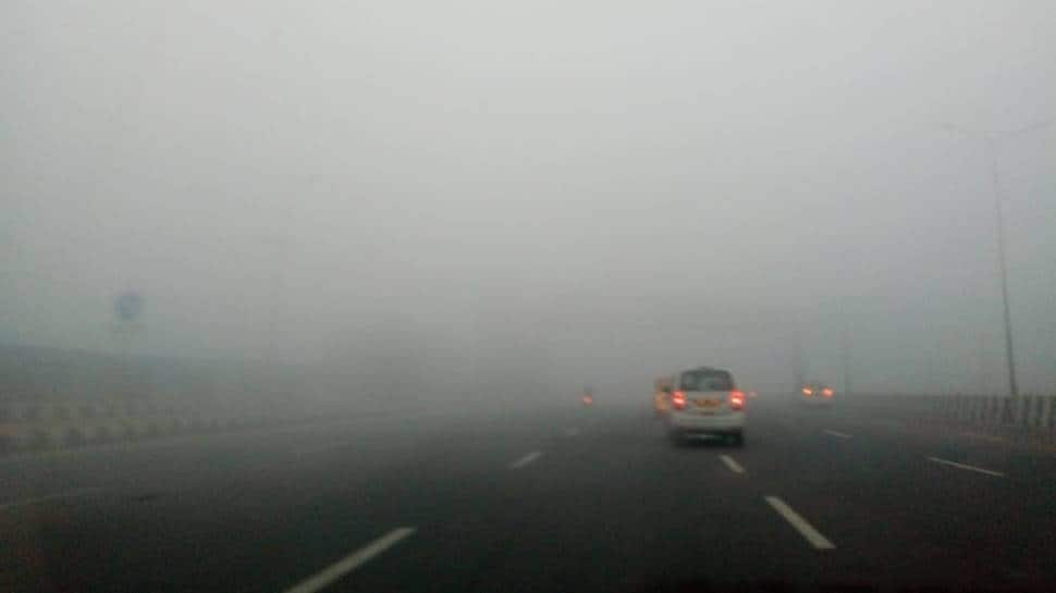 As dense fog engulfs Delhi-NCR, here are 10 important rules to remember while driving