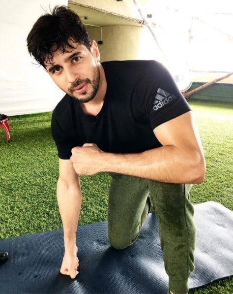 Keep it simple like Sidharth Malhotra