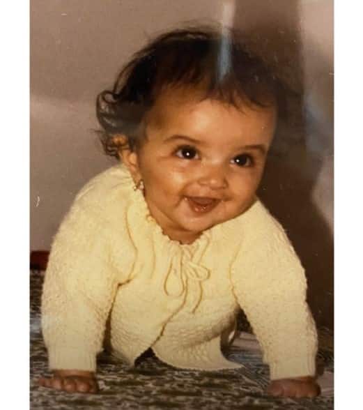 Deepika is unrecognizable in this baby photo!