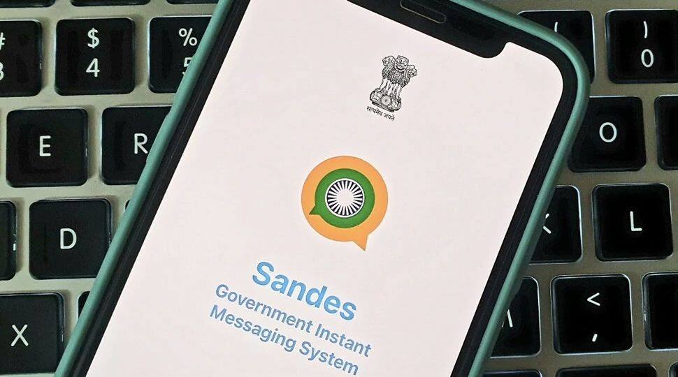 It is believed that the Indian government has launched its own messaging app against WhatsApp. 