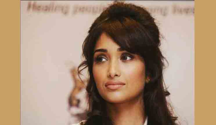 Jiah Khan plays Akshay's ex-wife