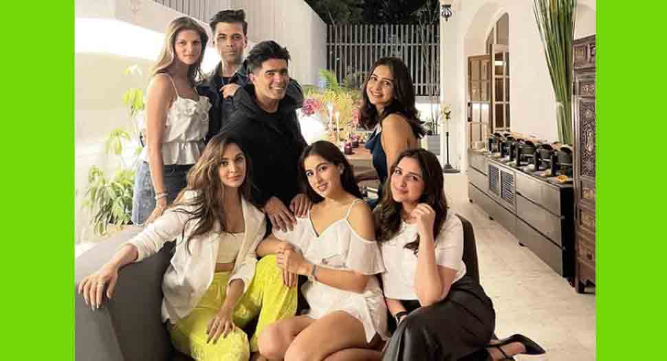 Karan Johar attends Manish Malhotra&#039;s bash, shares &#039;pawri&#039; pic with Sara Ali Khan, Kiara Advani, Rakul Preet