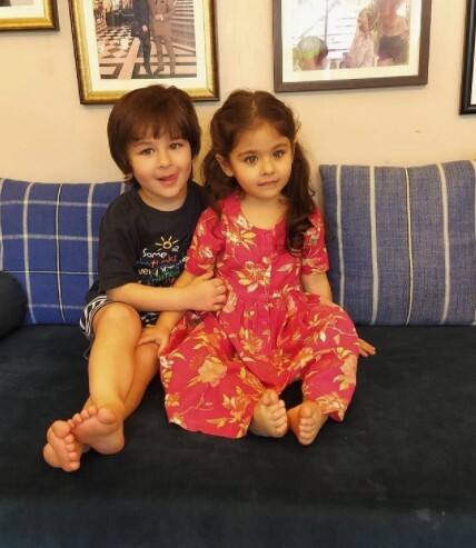 Taimur Ali Khan with cousin Innaya Khemmu