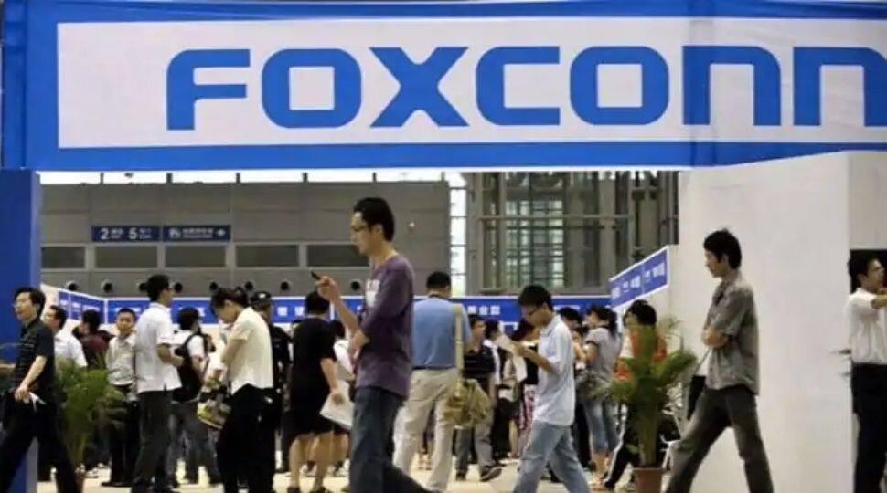 Apple supplier Foxconn ties up with Fisker for EV production