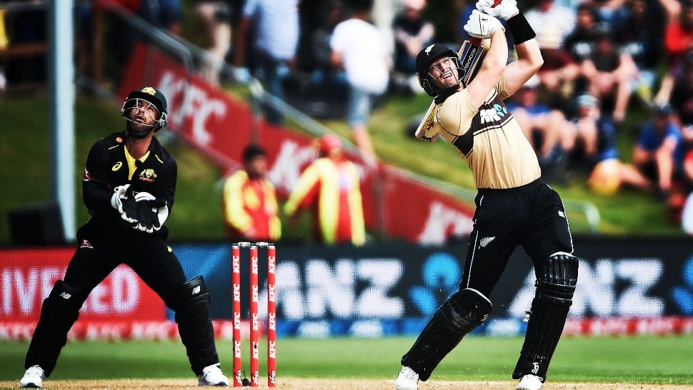 NZ opener Martin Guptill smashes a boundary en route to scoring 97 in the second T20 against Australia at Dunedin. (Source: Twitter)