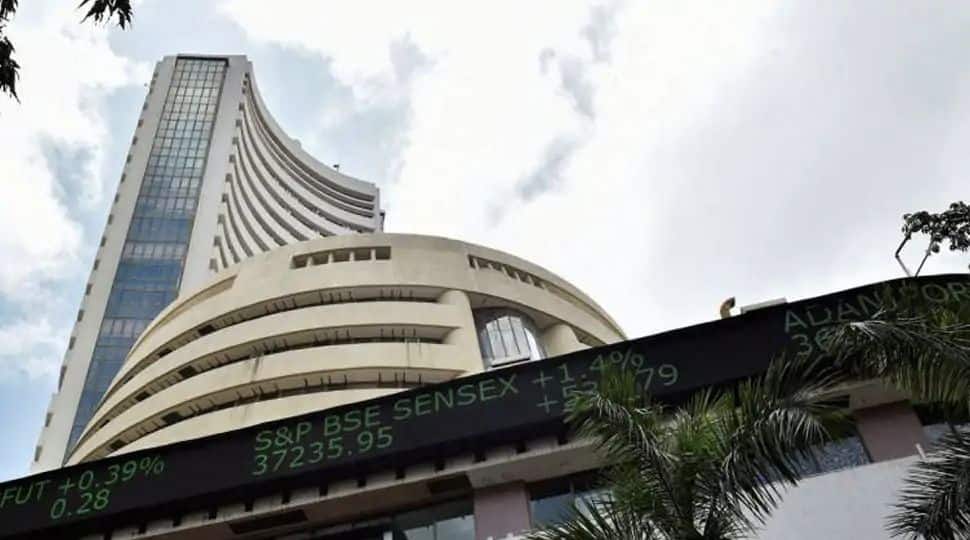 Sensex, Nifty up for third straight day, govt assurance on vaccine supports gain Sensex, Nifty up for third straight day, govt assurance on vaccine supports gain