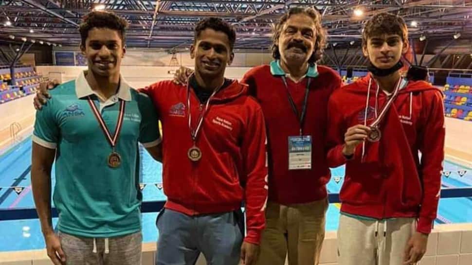 Film star R Madhavan's son Vedaant wins swimming bronze medal | Other  Sports News | Zee News