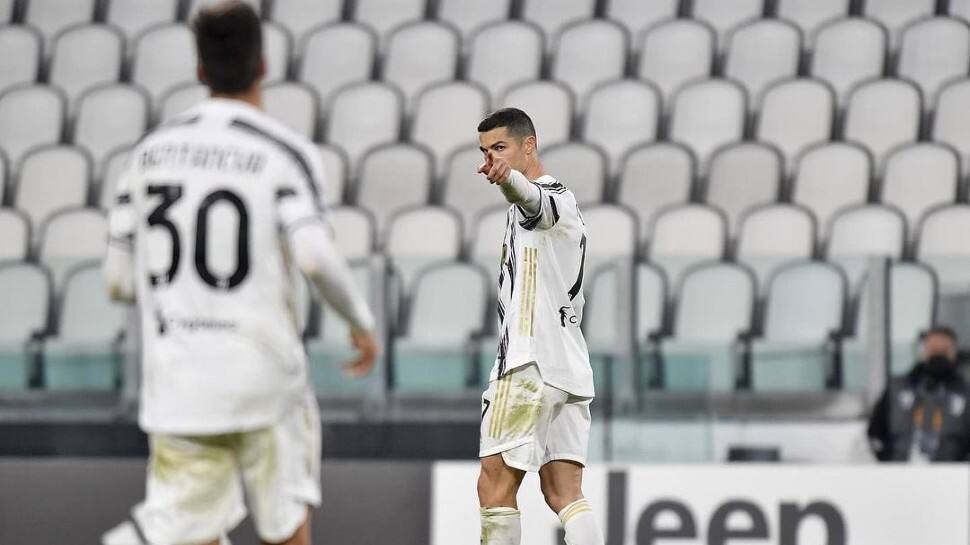 Ronaldo points towards his teammate after scoring a goal (Source: Twitter) Ronaldo marked his 600th league appearance with his 20th Serie A goal of the season. (Source: Twitter)