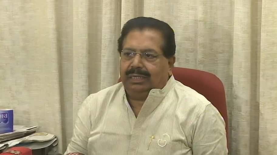 PC Chacko quits Congress, alleges groupism by top party leaders | India ...