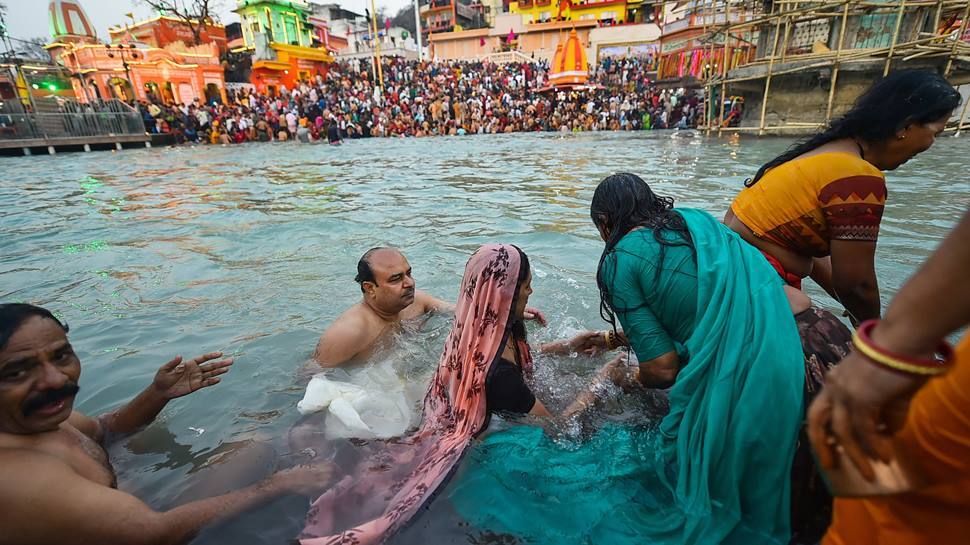 Shahi snan held at Haridwar Kumbh 