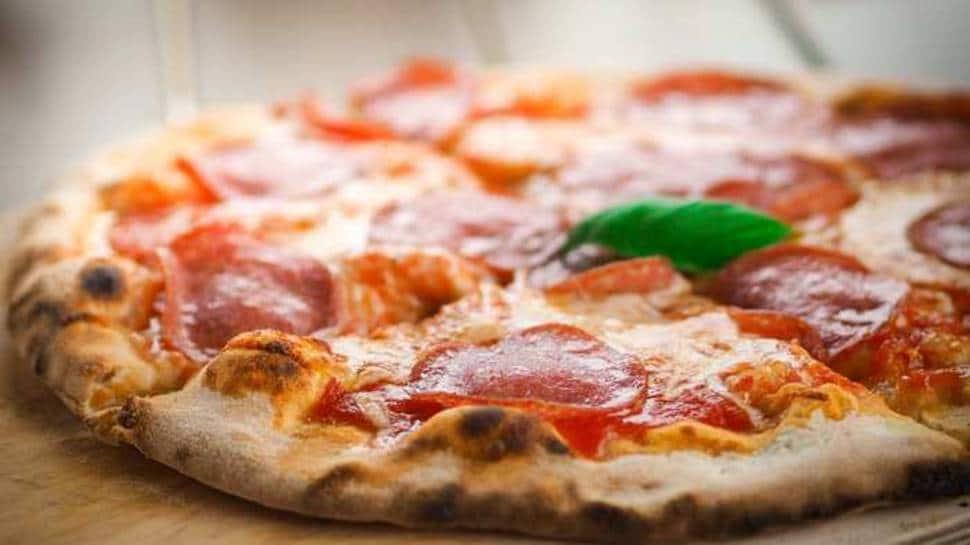 Non-veg pizza delivered instead of vegetarian, woman seeks Rs 1 crore compensation