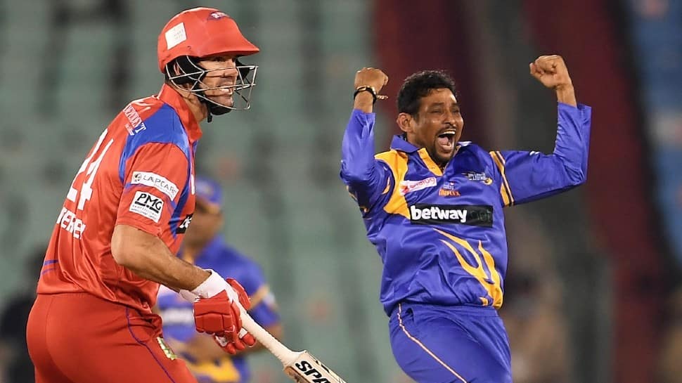Road Safety World Series: All-round Tillakaratne Dilshan stars in SL Legends win over England Legends