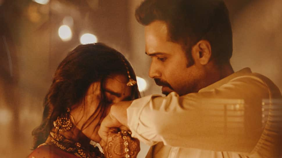 Emraan Hashmi's romantic avatar in Lut Gaye song from 'Mumbai Saga' gets a  thumbs up from fans - Watch | Music News | Zee News