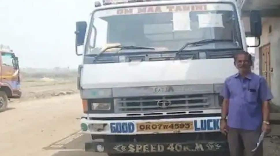 Odisha truck driver fined Rs 1,000 for not wearing a helmet!