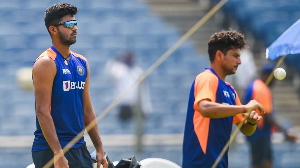 Indian spinners Kuldeep Yadav (right) and Washington Sundar bowl in the nets in Pune ahead of the first ODI against England. (Photo: PTI)