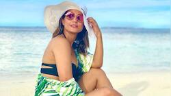 Hina Khan is in no mood to leave Maldives, and her scorching pictures on Insta