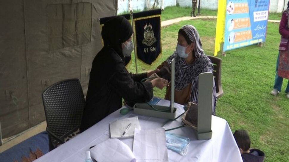 CRPF organises free medical camp in Srinagar, distributes COVID-19 safety kits