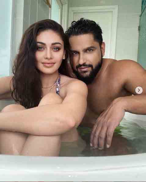 Shefali, Parag Tyagi's bathtub picture from Maldives go viral