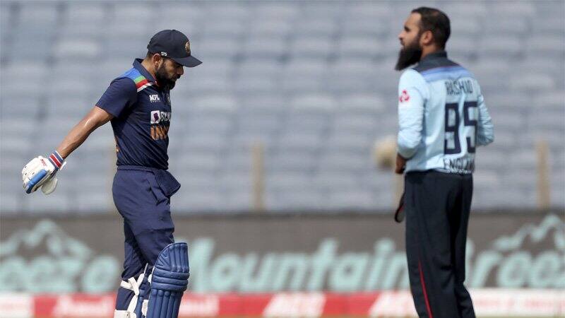 Ind vs Eng 2nd ODI: Adil Rashid makes Virat Kohli his bunny