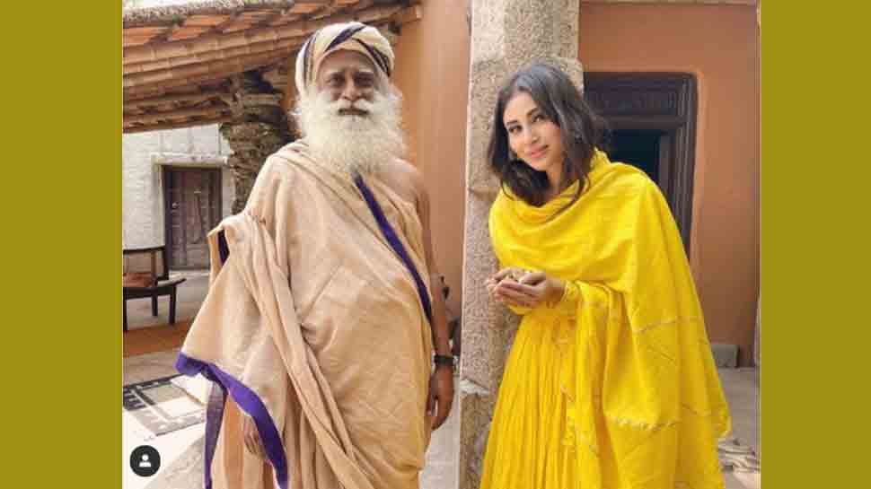 Mouni Roy &#039;feeling peace&#039; after meeting Shri Sadhguru, drops photos from Coimbatore centre