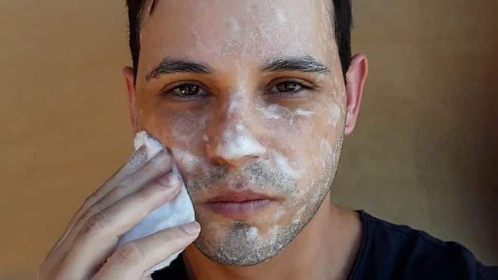 क्या आप अपना चेहरा सही तरीके से धो रहे हैं?  त्वरित सुझाव