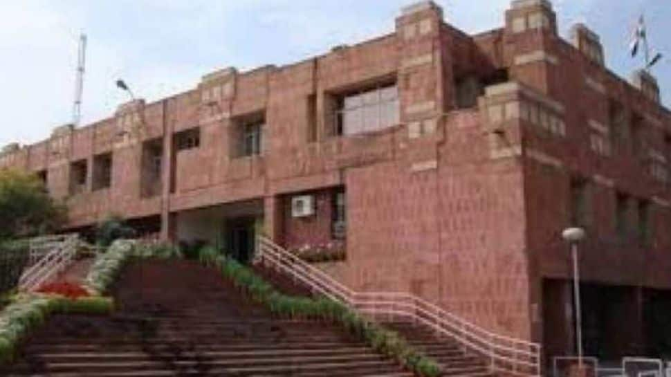 JNU students take out semi-naked parade outside girls’ hostel on Holi, complaint registered