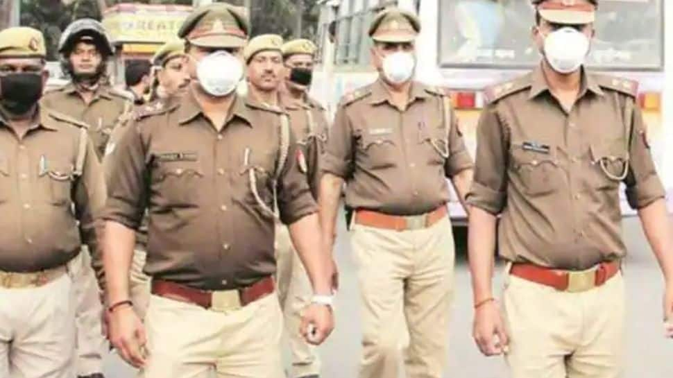 Delhi police cracks whip against COVID-19 norm violators, issues nearly 12,000 challans in 2 weeks 