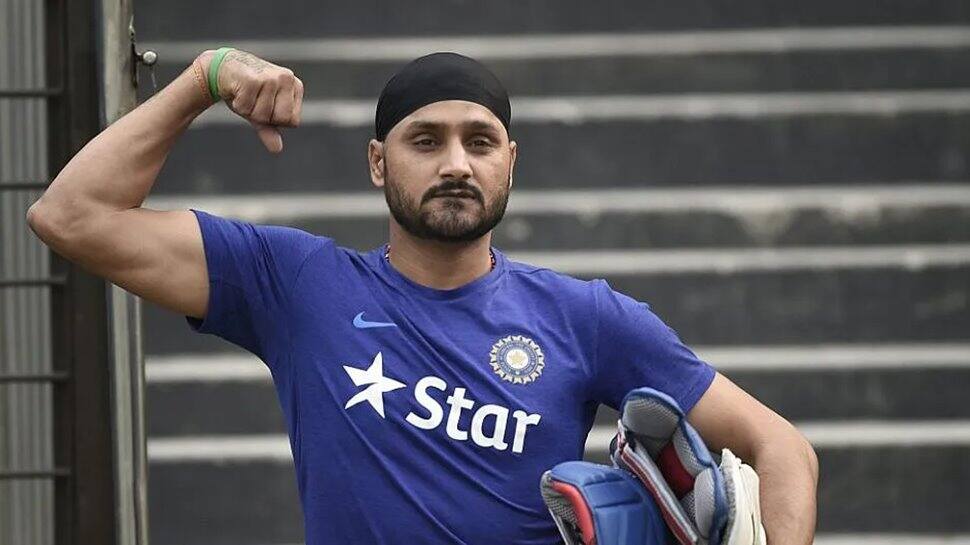 Harbhajan Singh recollects 2011 World Cup memories, trolls Shoaib Akhtar after bowler asks for &#039;tickets&#039;