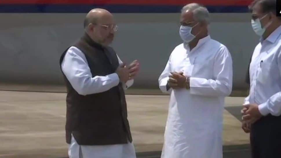 Amit Shah was received by CM Bhupesh Baghel
