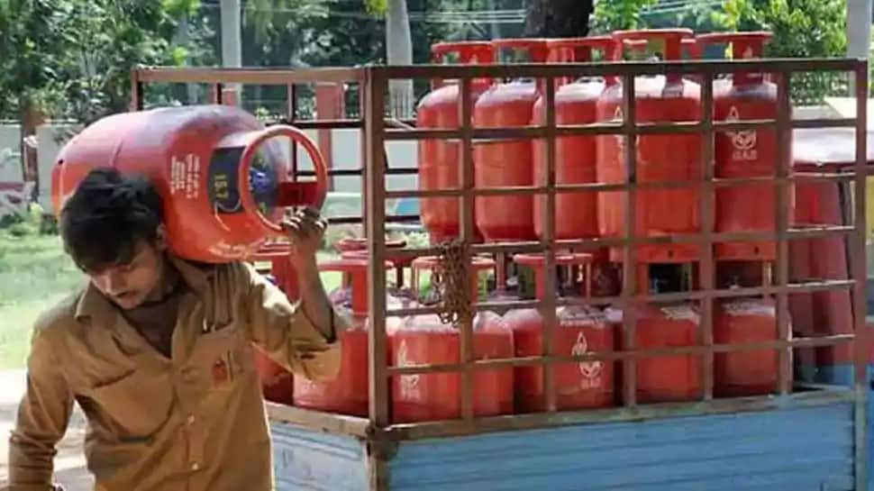 bharat-gas-lpg-cylinder-can-be-booked-through-whatsapp-good-news-for