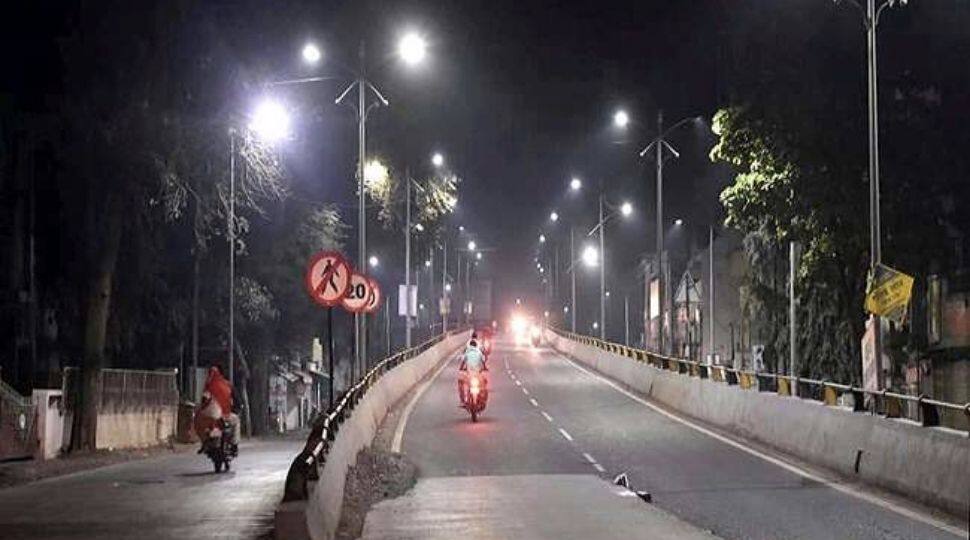 CM BS Yediyurappa imposes night curfew in Karnataka district centres from April 10 to 20