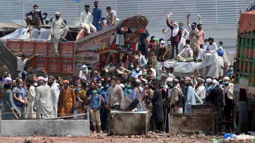 3 killed in police crackdown on banned radical Islamist party TLP in Pakistan