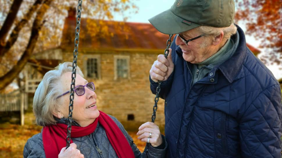 Older adults most likely to make effort to help others