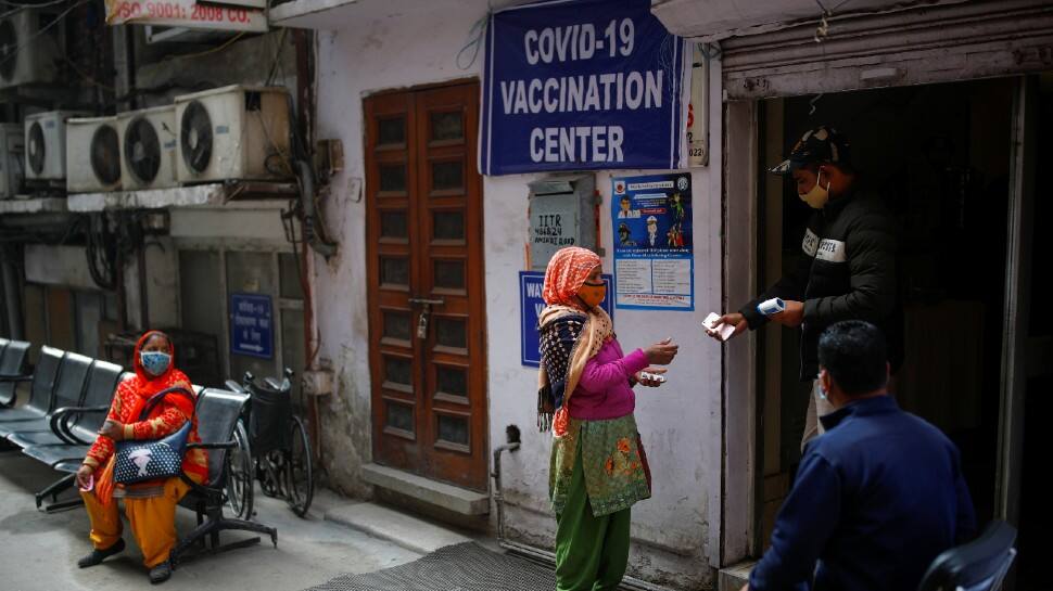 State governments, private hospitals can buy COVID-19 vaccines directly from manufacturers: Centre
