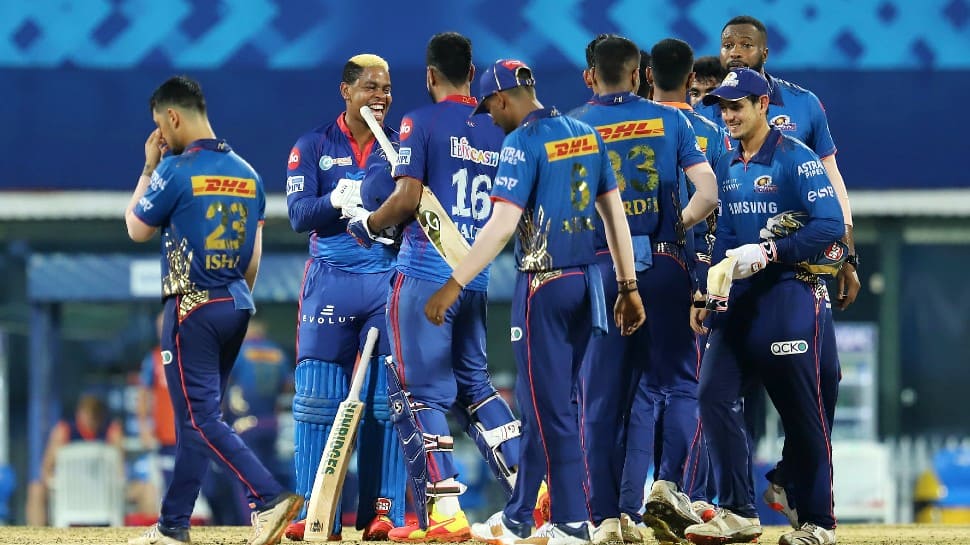 In Pics: Amit Mishra helps Delhi Capitals break Mumbai Indians jinx ...